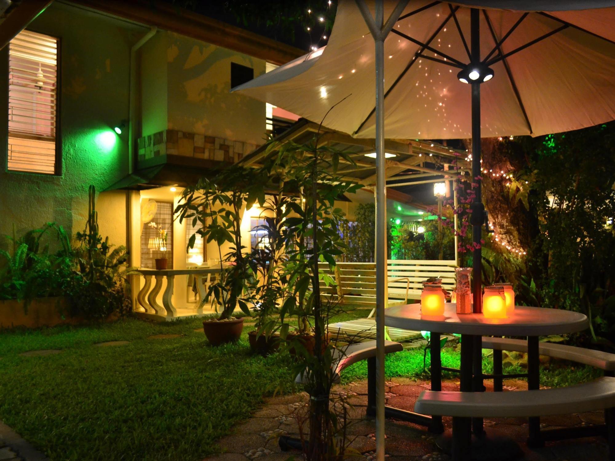 Villa Viva Belgica Davao Stadt Exterior foto